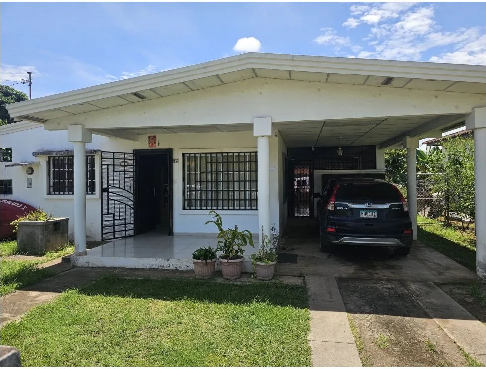 House for Sale in Chitré, Herrera. MB