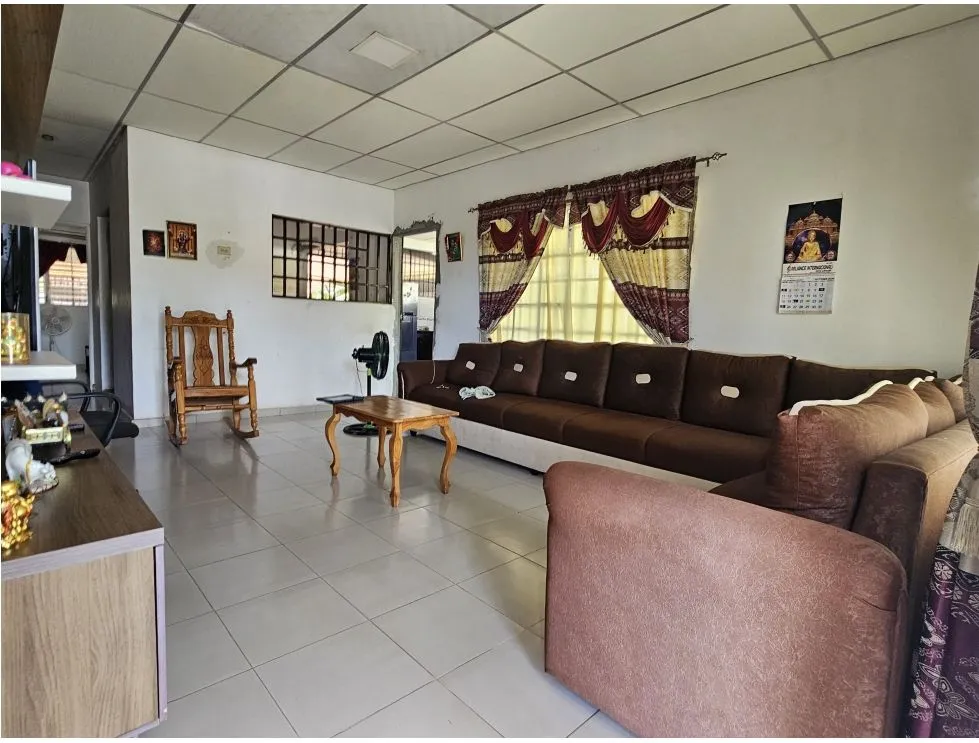 House for Sale in Chitré, Herrera. MB