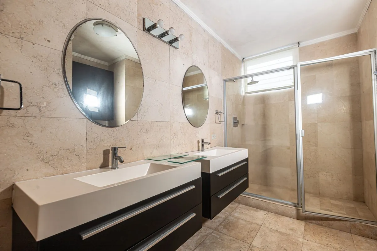 For Sale Apartment, Avenida Balboa, PH Los Delfines