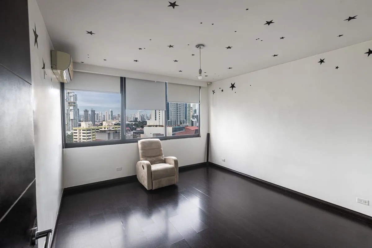 For Sale Apartment, Avenida Balboa, PH Los Delfines