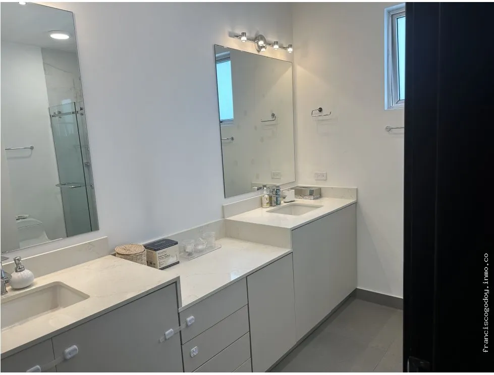 Appartement à Costa del Este à vendre