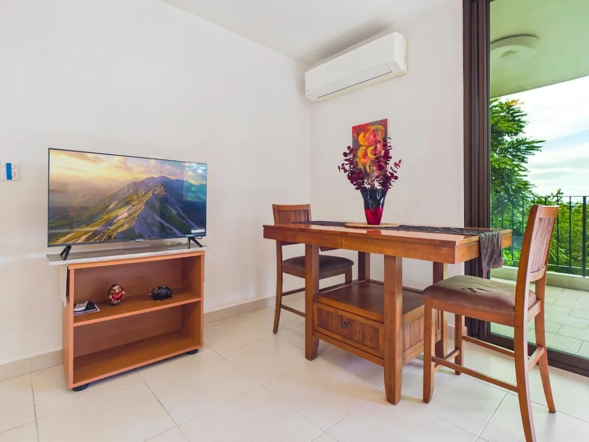 Priced to Sell! Renovated Coastal Condo Ensenada