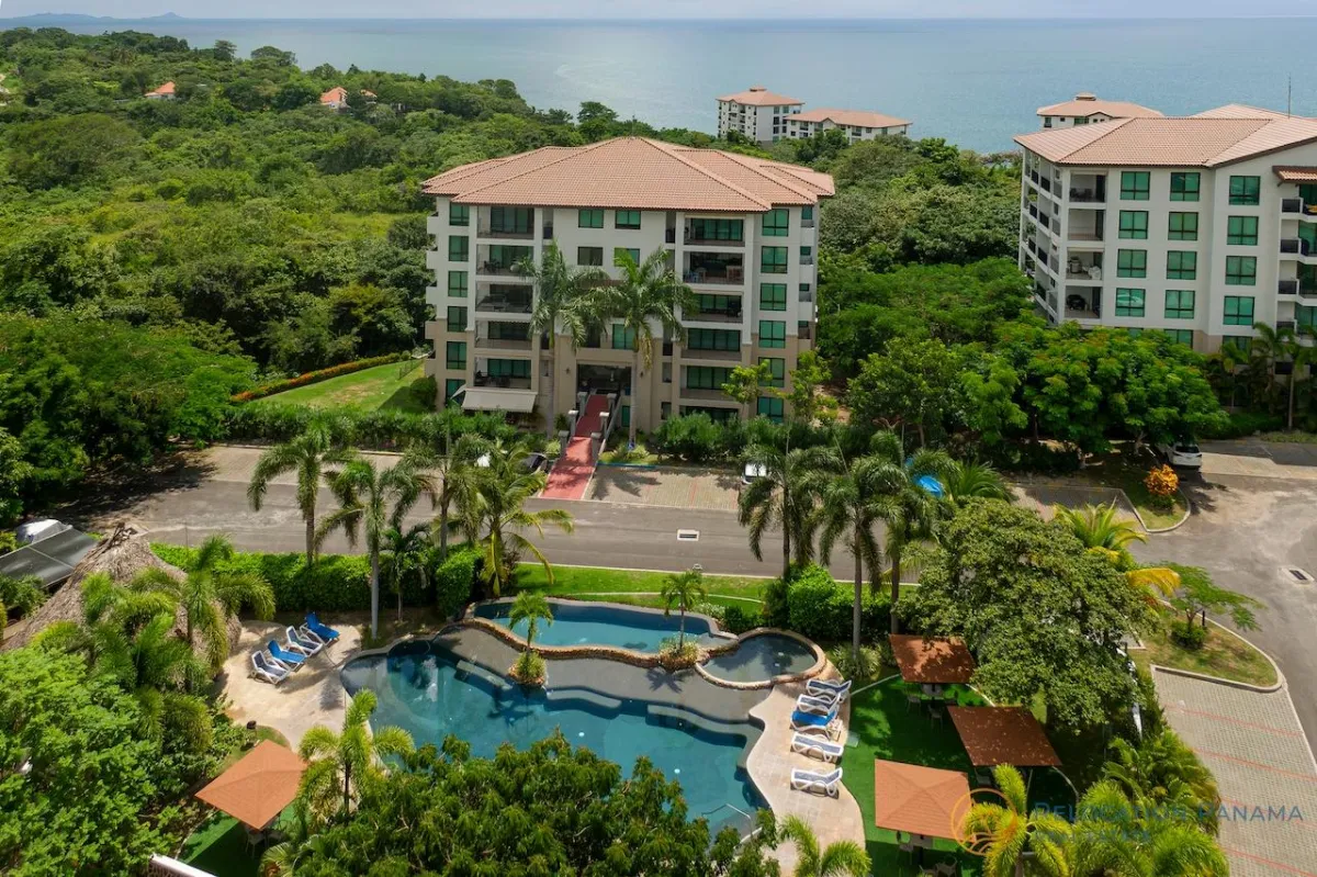 Priced to Sell! Renovated Coastal Condo Ensenada