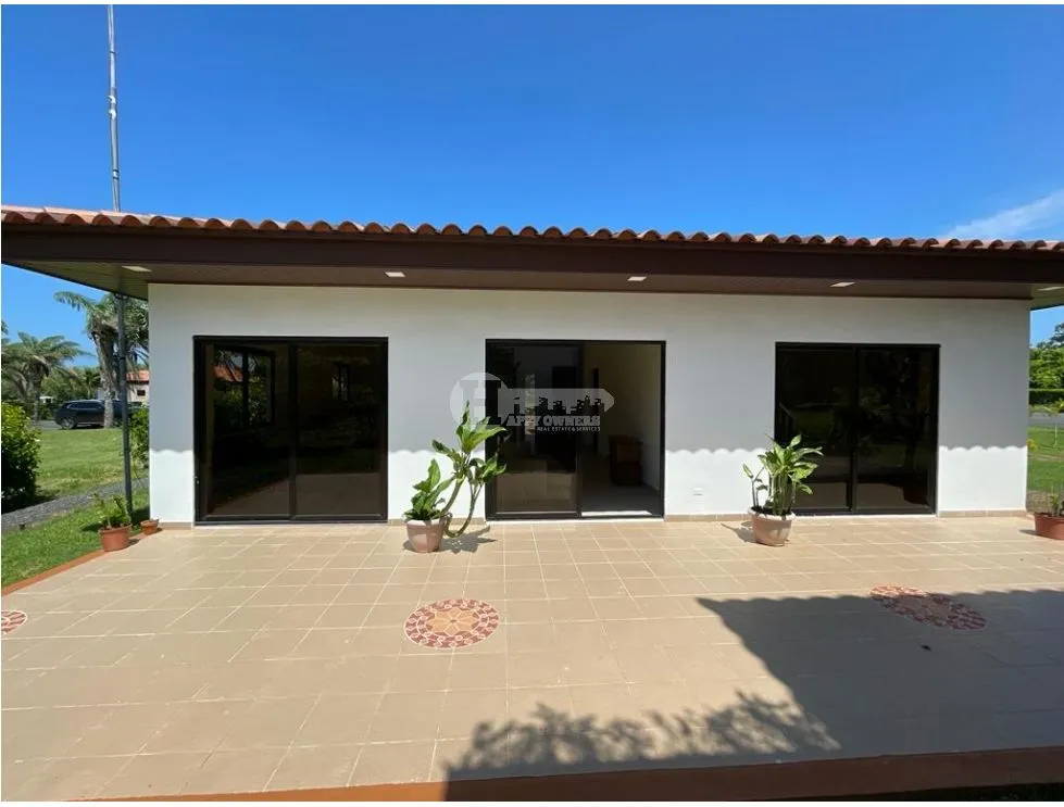 Maison unifamiliale à Pedasi à louer