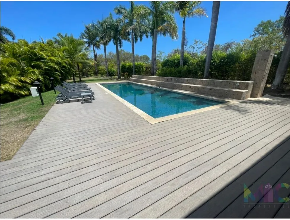 Villa for Sale in Punta Caelo