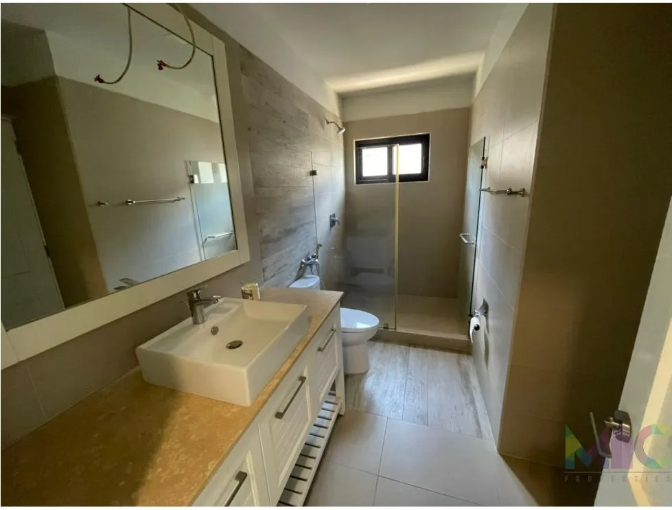 Villa for Sale in Punta Caelo