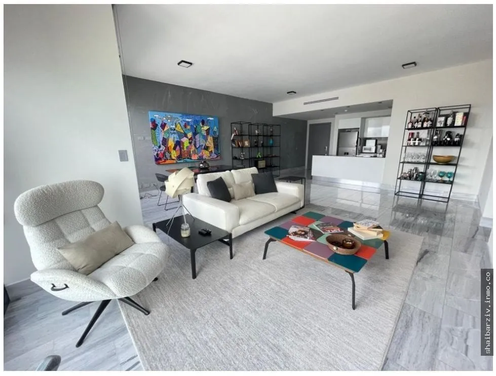 Beautiful Apartment for Sale in PH Nuovo Armani!