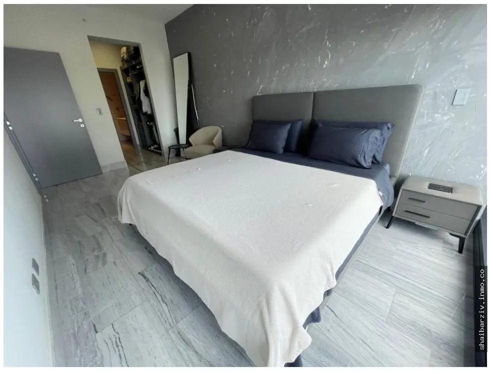 Beautiful Apartment for Sale in PH Nuovo Armani!