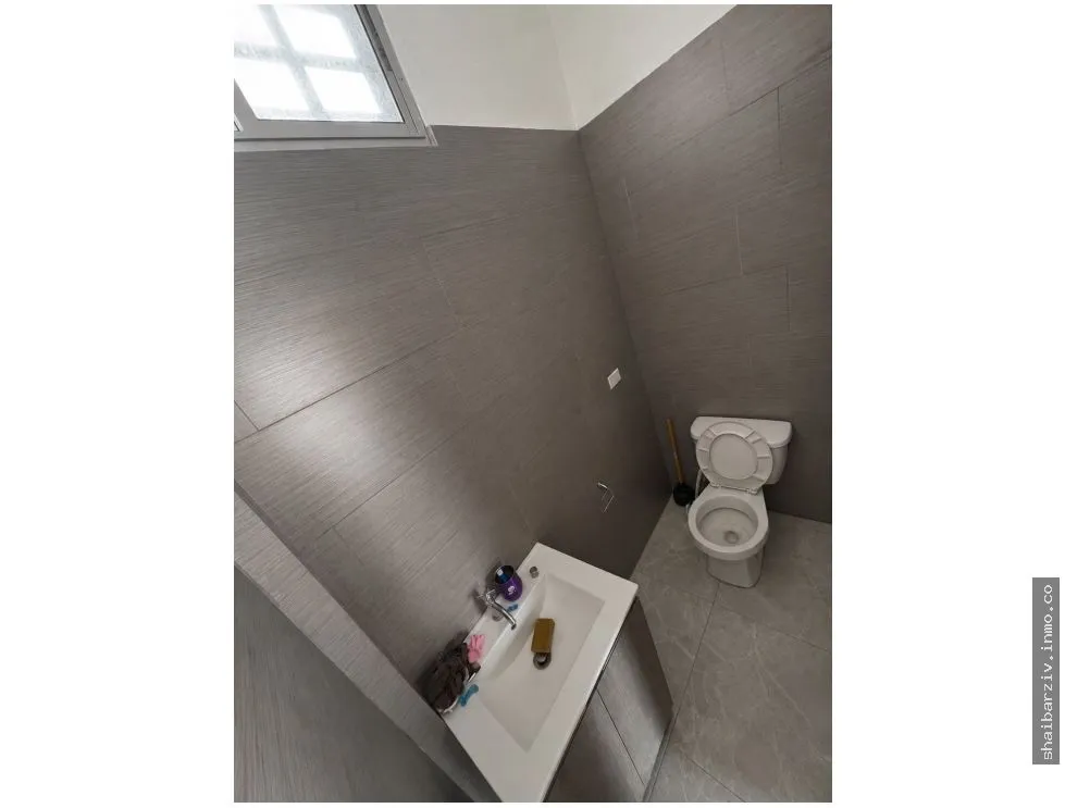 COMMERCIAL SPACE FOR RENT IN MIDTOWN PLAZA, SAN FRANCISCO