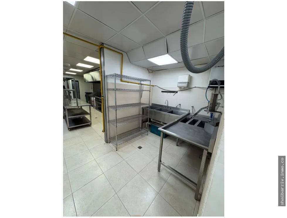 COMMERCIAL SPACE FOR RENT IN MIDTOWN PLAZA, SAN FRANCISCO