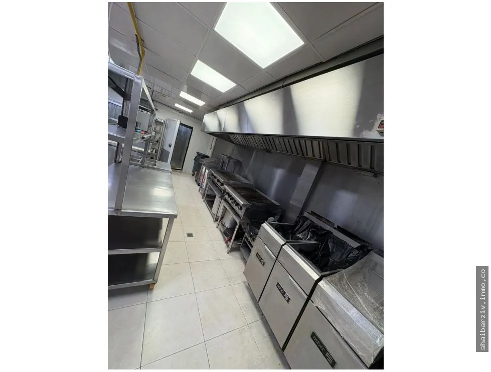 COMMERCIAL SPACE FOR RENT IN MIDTOWN PLAZA, SAN FRANCISCO