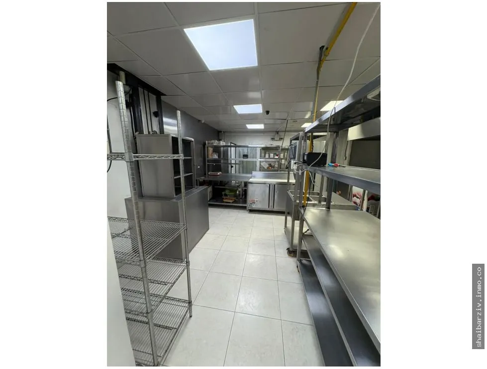 COMMERCIAL SPACE FOR RENT IN MIDTOWN PLAZA, SAN FRANCISCO