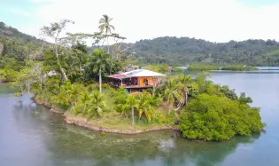 Private Island Gem, Isla Joya