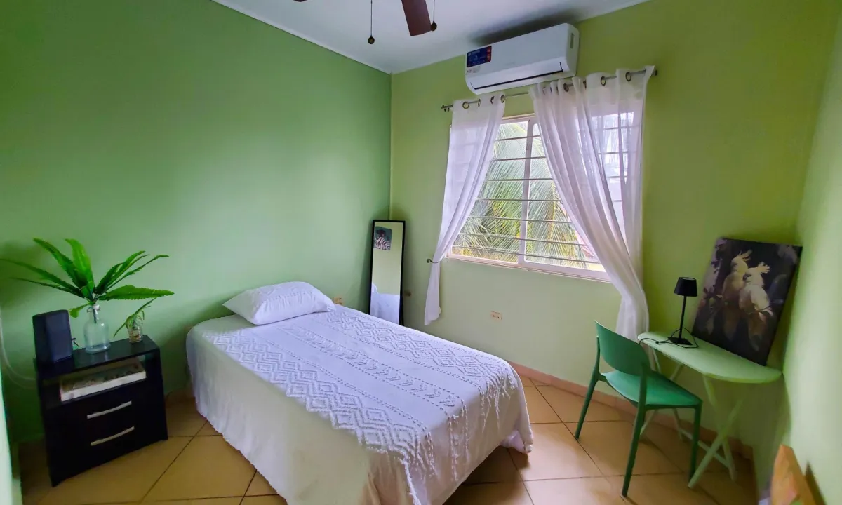 Cheerful Isla Colon Condo