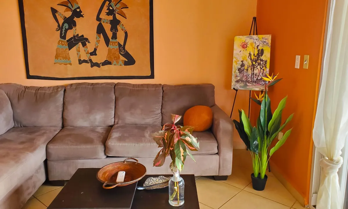 Cheerful Isla Colon Condo