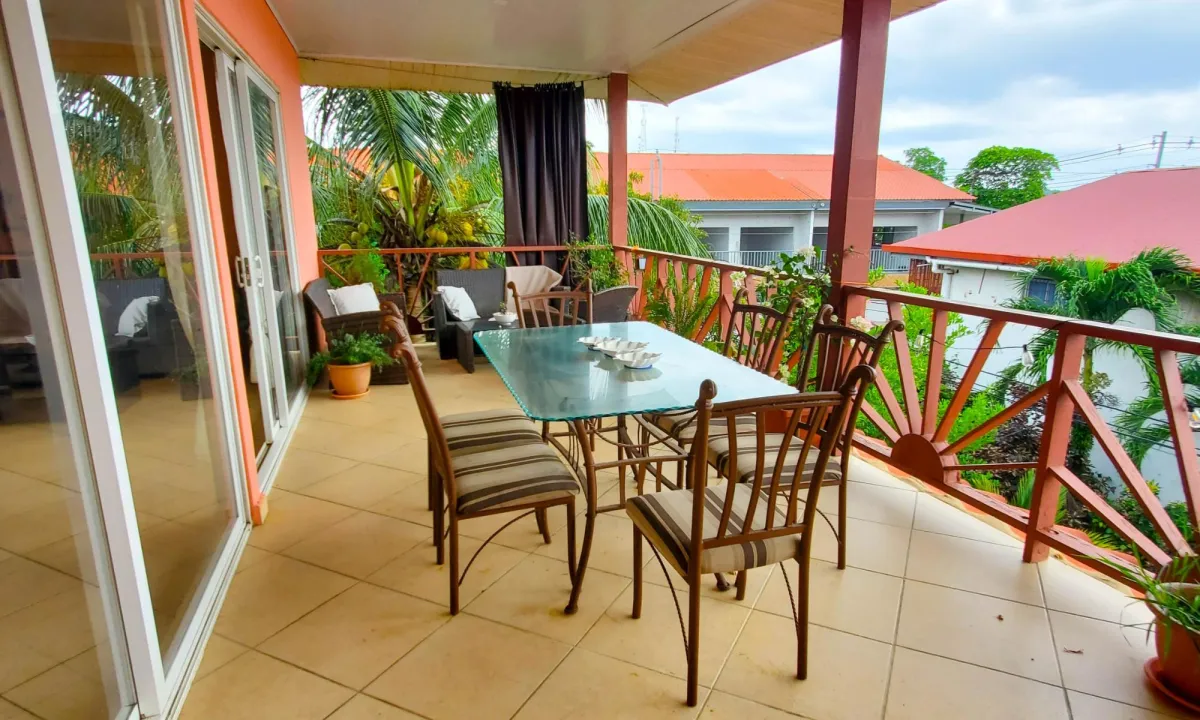 Cheerful Isla Colon Condo