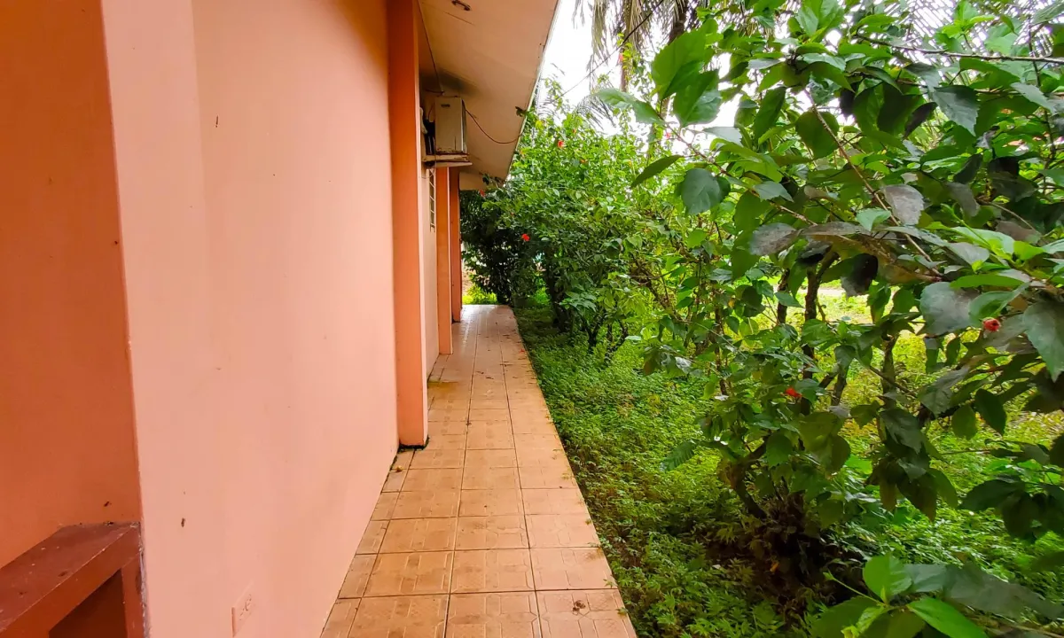 Cheerful Isla Colon Condo