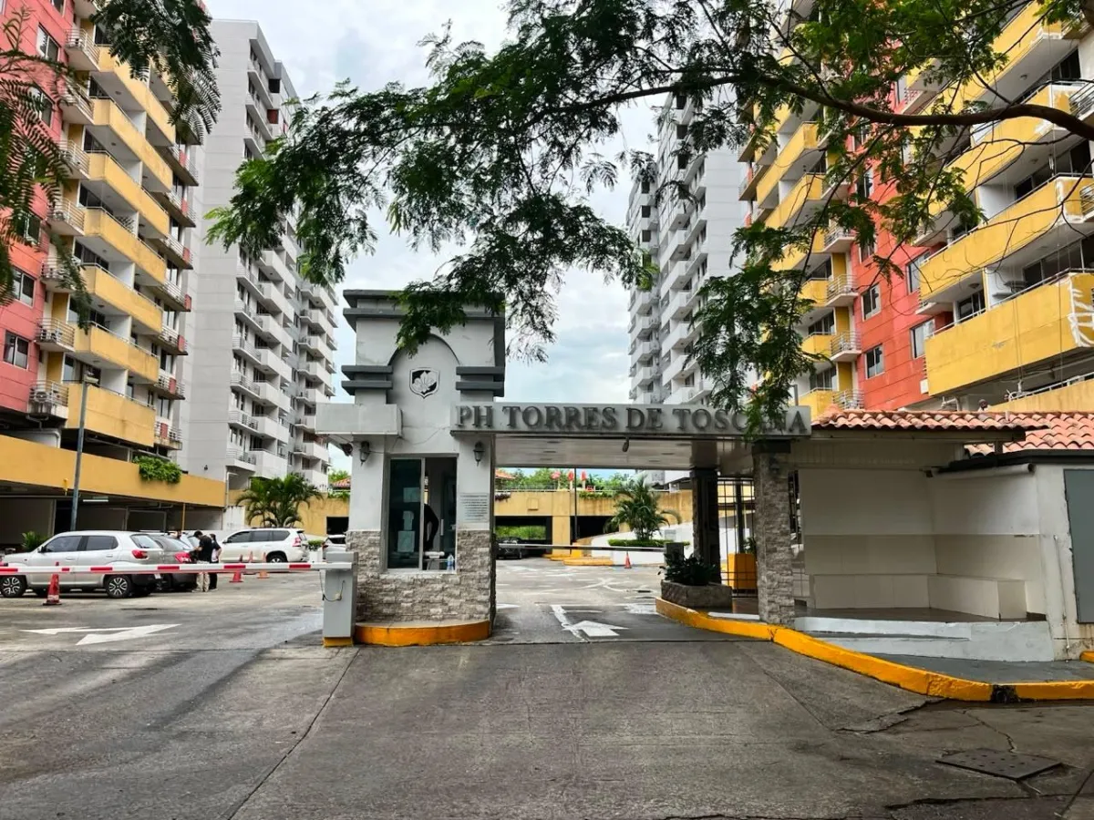Bank selling apartment in PH Torre de Toscana.