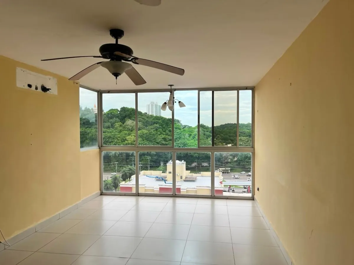Bank selling apartment in PH Torre de Toscana.