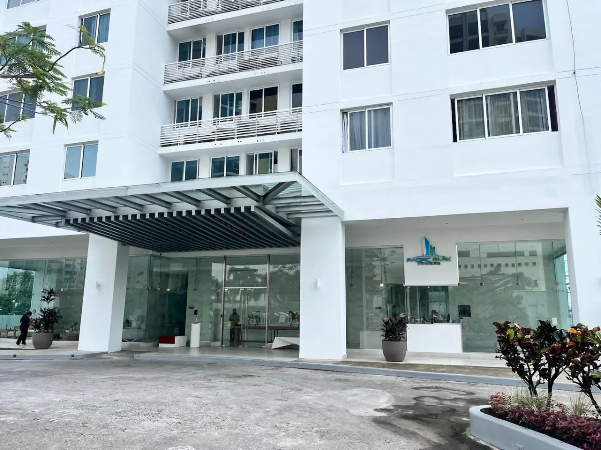 Bank sells PH PACIFIC PARK TOWER, EDISON PARK