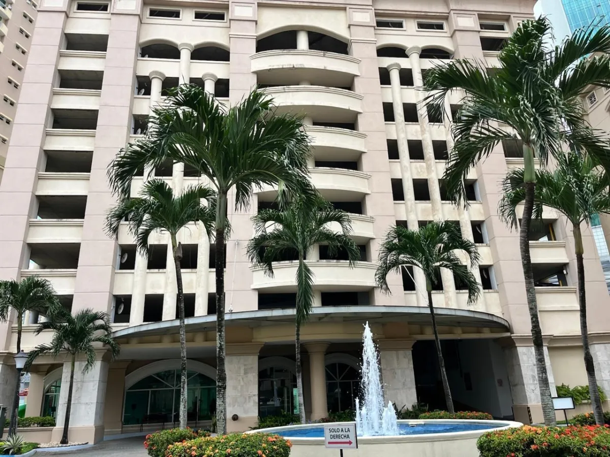 Bank selling apartment in PH Costa Pacífica – San