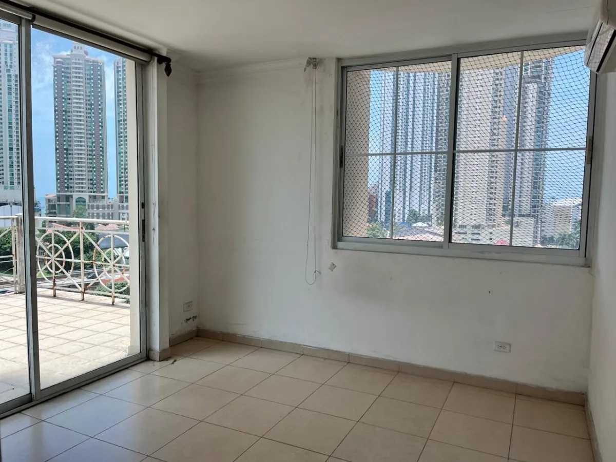Bank selling apartment in PH Costa Pacífica – San