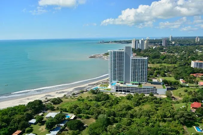 Move-in ready! Spectacular Apartment at Royal Palm, Nueva Gorgona