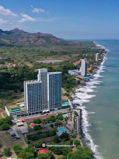 Unique Opportunity: Commercial Space at Royal Palm, Nueva Gorgona