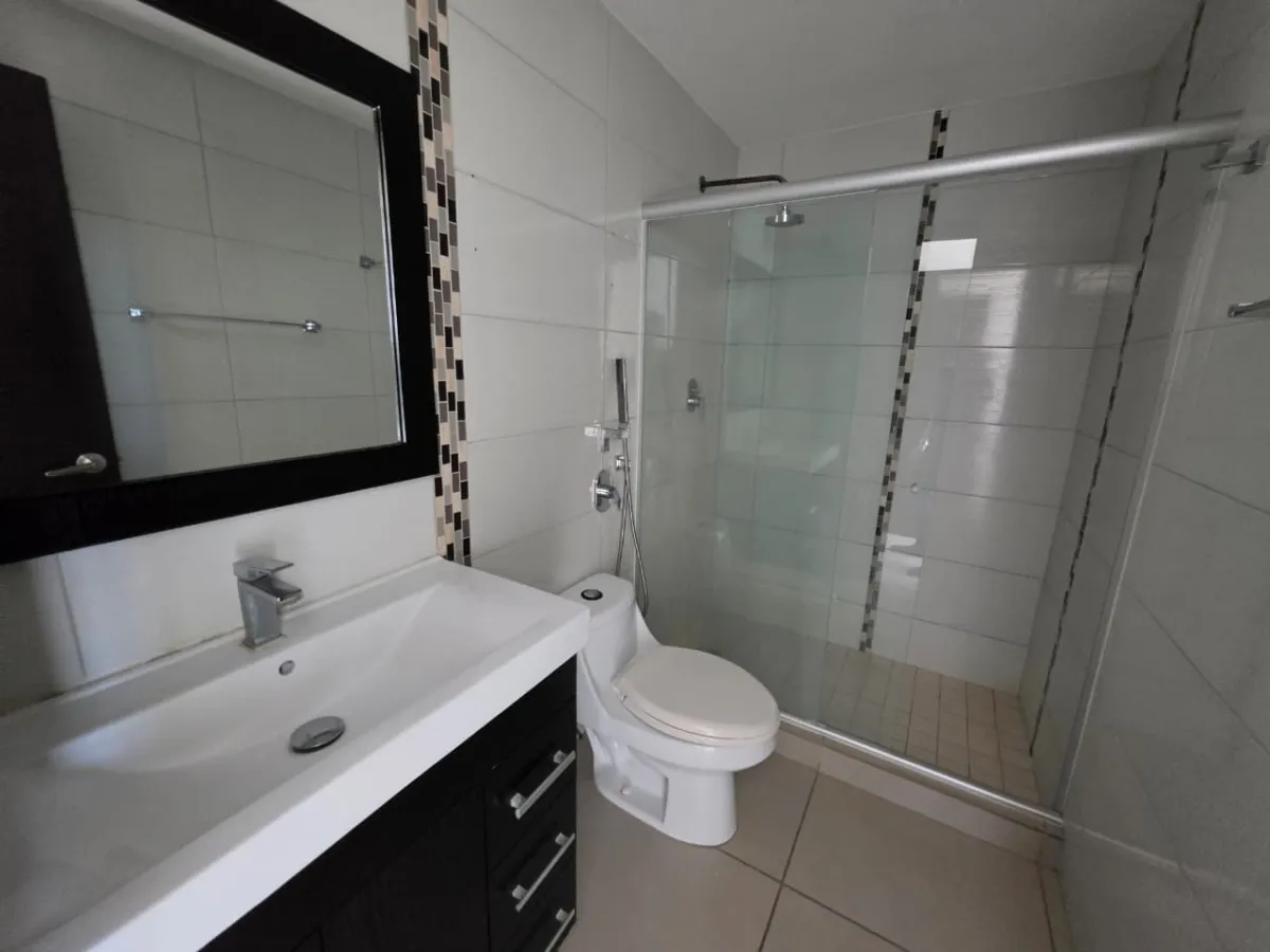 квартира в Condado del Rey на продажу
