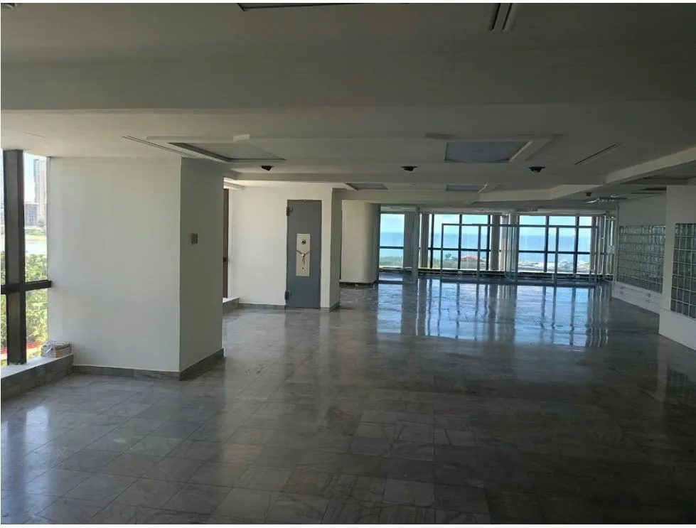 Office Rental in BAC Tower, Ave. Balboa. Panama City. EL