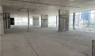 COMMERCIAL SPACE / OFFICES FOR SALE - VIA BRAZIL