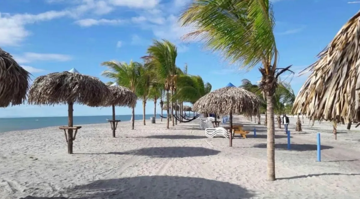 Beach Studio Apartment Playa Blanca Resort