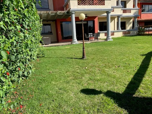 Furnished Ground-Floor Apartment at Boquete Country Club – Mountain View