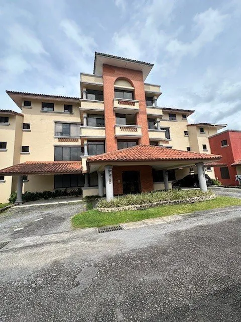 Fully Furnished Home Ready for Immediate Move-in at Boquete Country Club – Mountain View (166 m²)