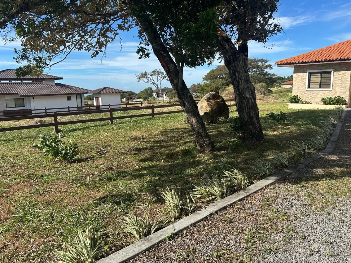 Hacienda-Style Home in Boquete Country Club – 180 m² Construction, Huge 1,704 m² Lot – Furnished