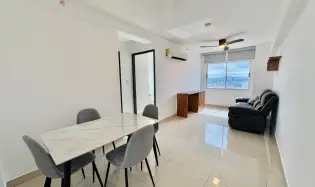 Apartamento en Alquiler en Pueblo Nuevo - Torres de Montserrat