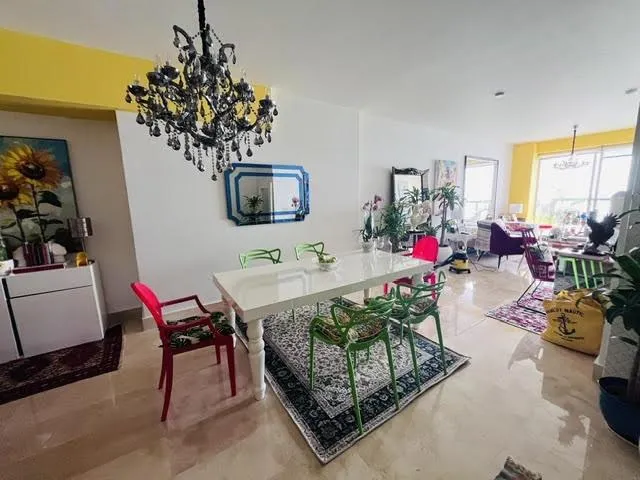 The home of your dreams on Balboa Avenue