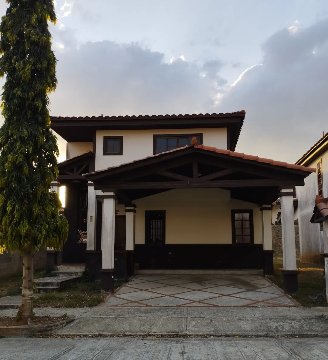 For rent House, Ciudad del lago