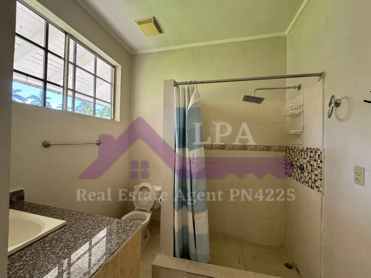 House for Rent in Howard