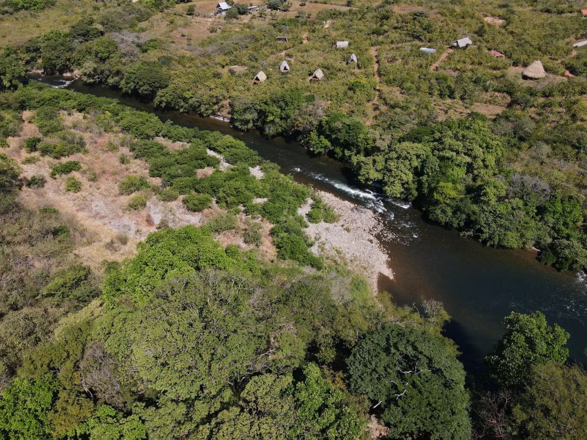 Riverfront 3 hectares near Santa Fe