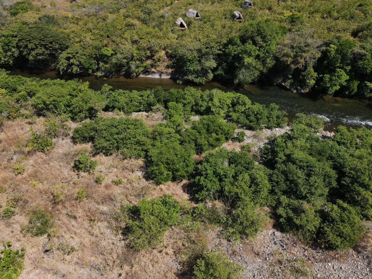 Riverfront 3 hectares near Santa Fe