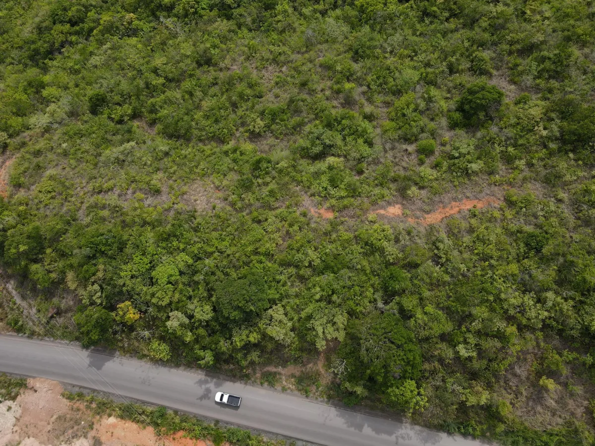 Atractiva finca de 8,7 hectáreas cerca de Santa Fe