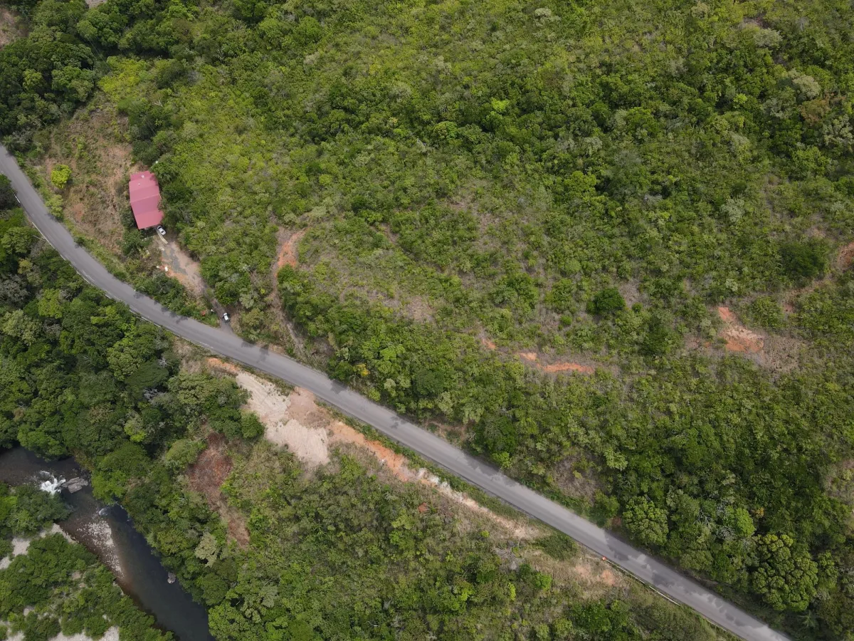 Atractiva finca de 8,7 hectáreas cerca de Santa Fe