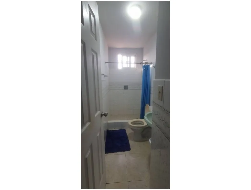 Alquiler de casa en Rivera Colonial, Brisas del Golf. MY