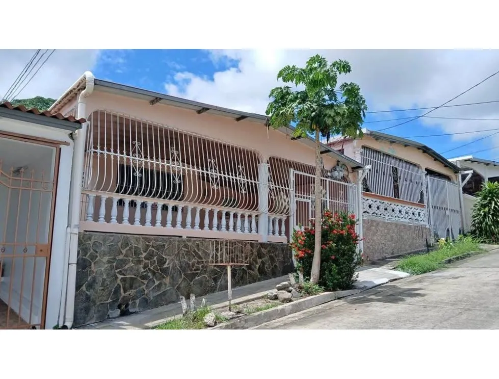 Venta de casa en Villa Lucre. MY