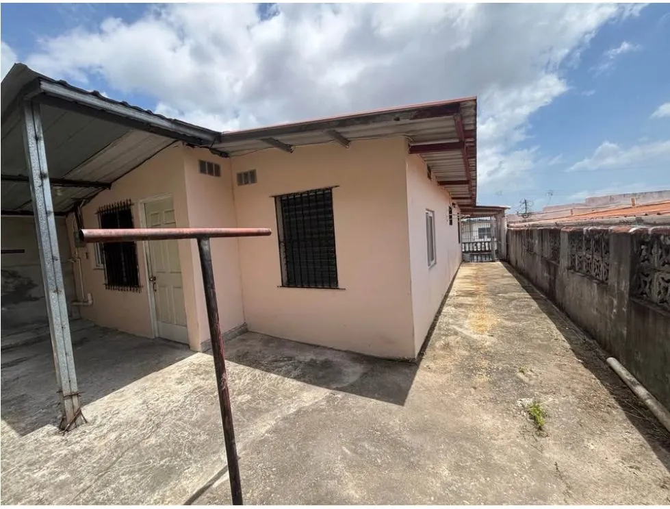 Venta de casa en Villa Lucre. MY