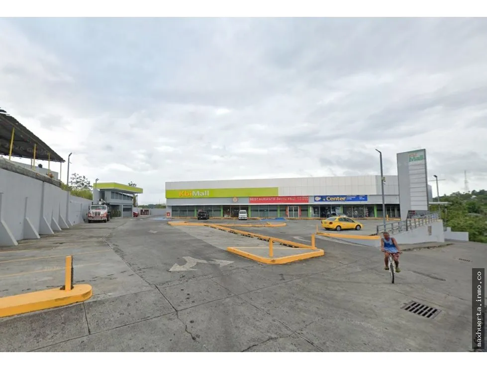 vendo plaza comercial con alto trafico