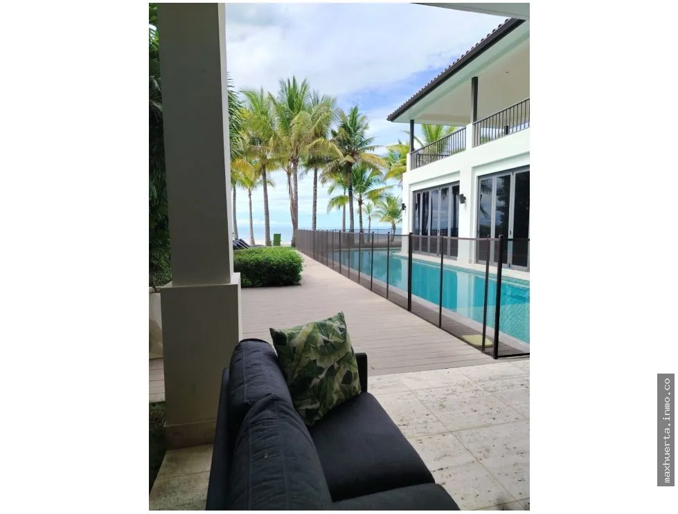 VENTA DE CASA EN BUENAVENTURA CON FRENTE DE MAR