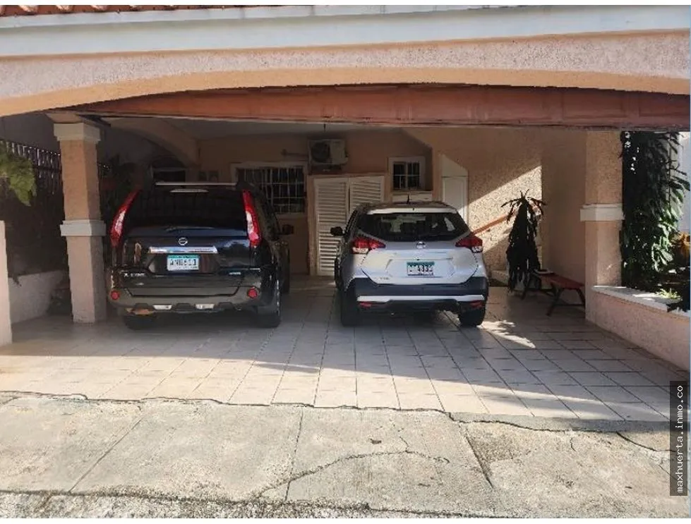 Venta de casa en Fuente del Fresno, Altos de Panama, Condado del Rey