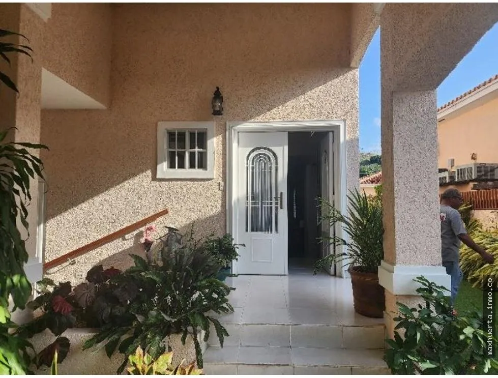 Venta de casa en Fuente del Fresno, Altos de Panama, Condado del Rey